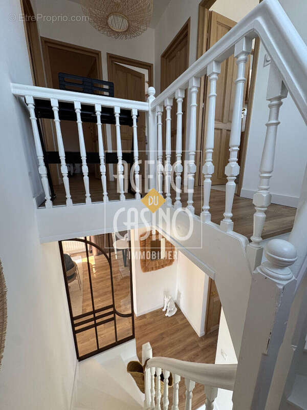 Maison en pierres, Le Pouliguen, proche centre bourg, 5 pièce(s) 138.36 m2 - photo 16