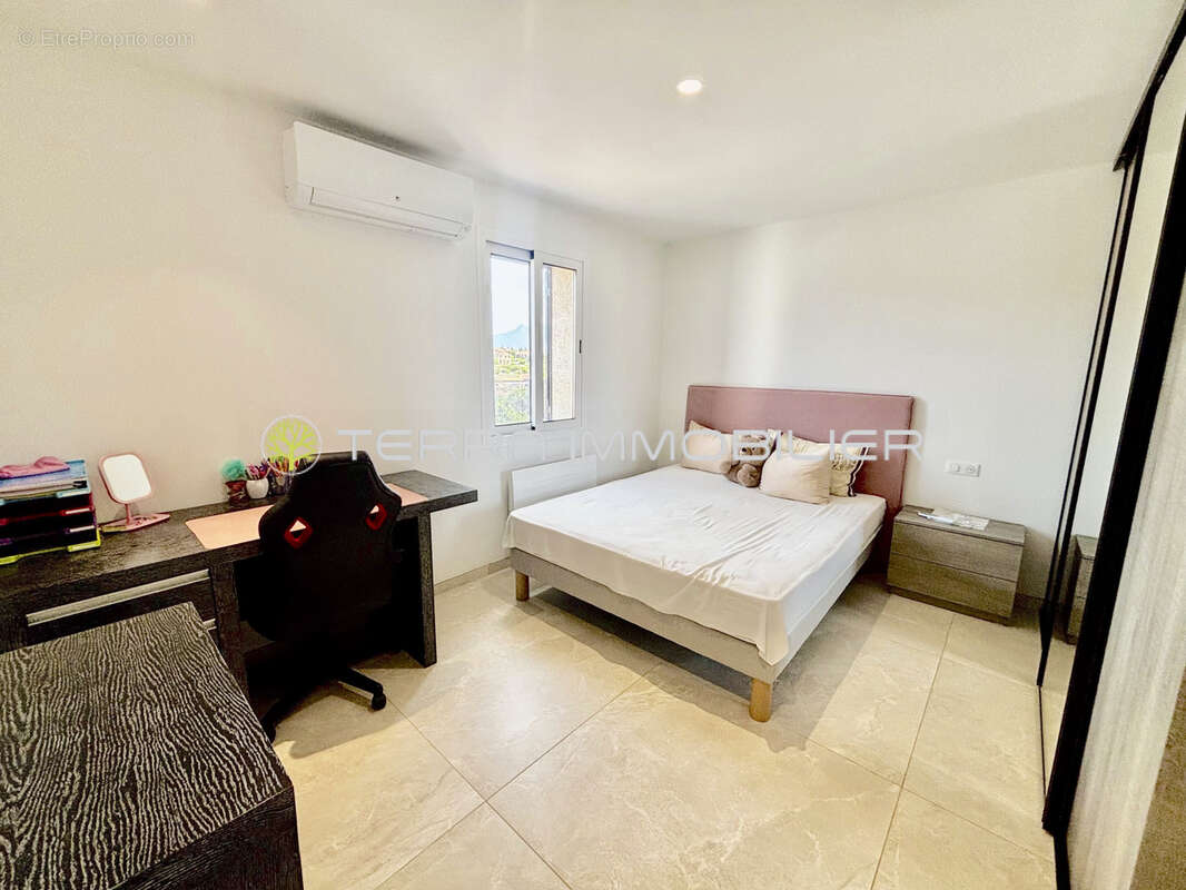 Villa contemporaine renovee 145m2  t4+ t2 mezzavia - photo 9