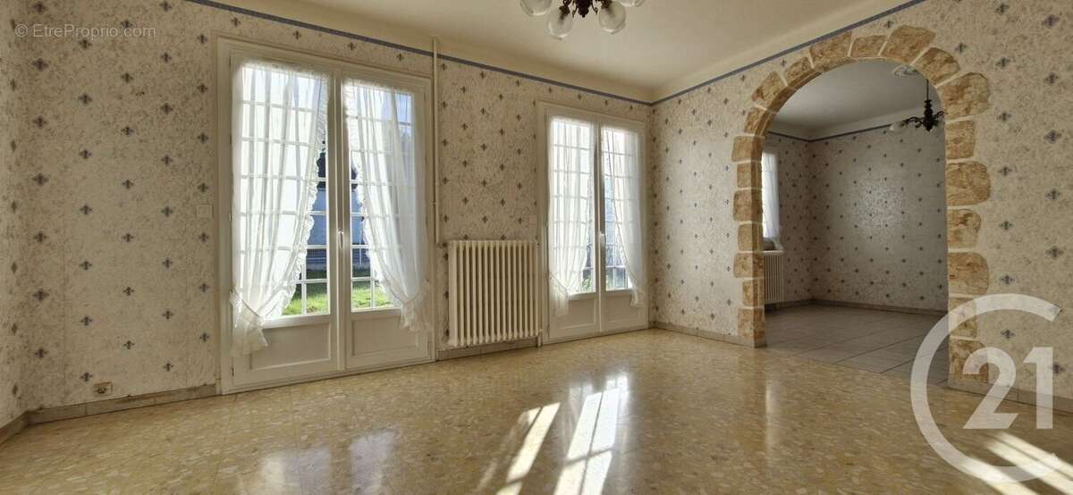 Maison à CLOYES-SUR-LE-LOIR