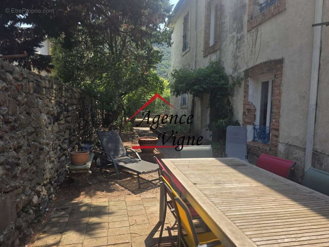 Maison de caractère avec jardin - photo 5