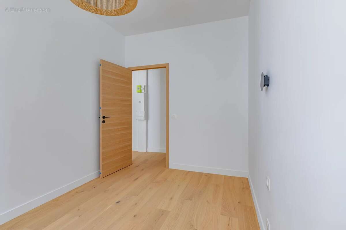 Appartement à SAINT-GENIS-LAVAL