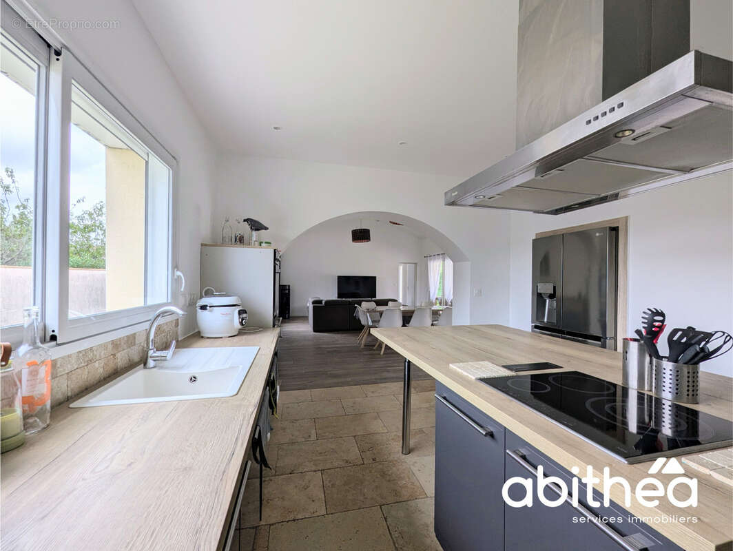 Maison à BOUNIAGUES