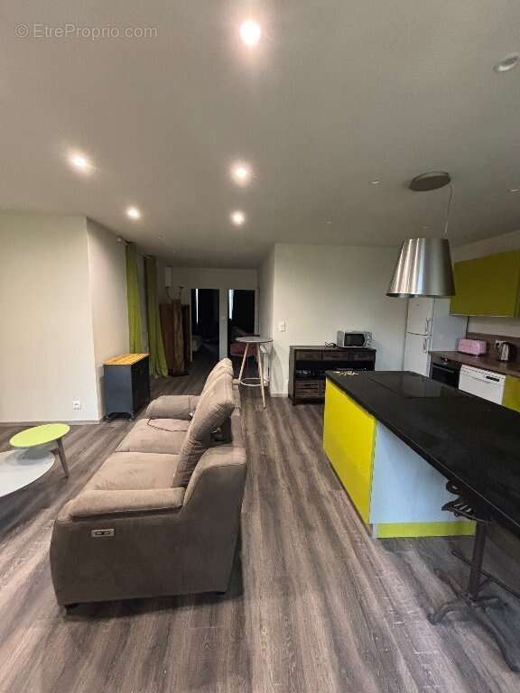 Appartement à CHATEAU-CHINON(VILLE)