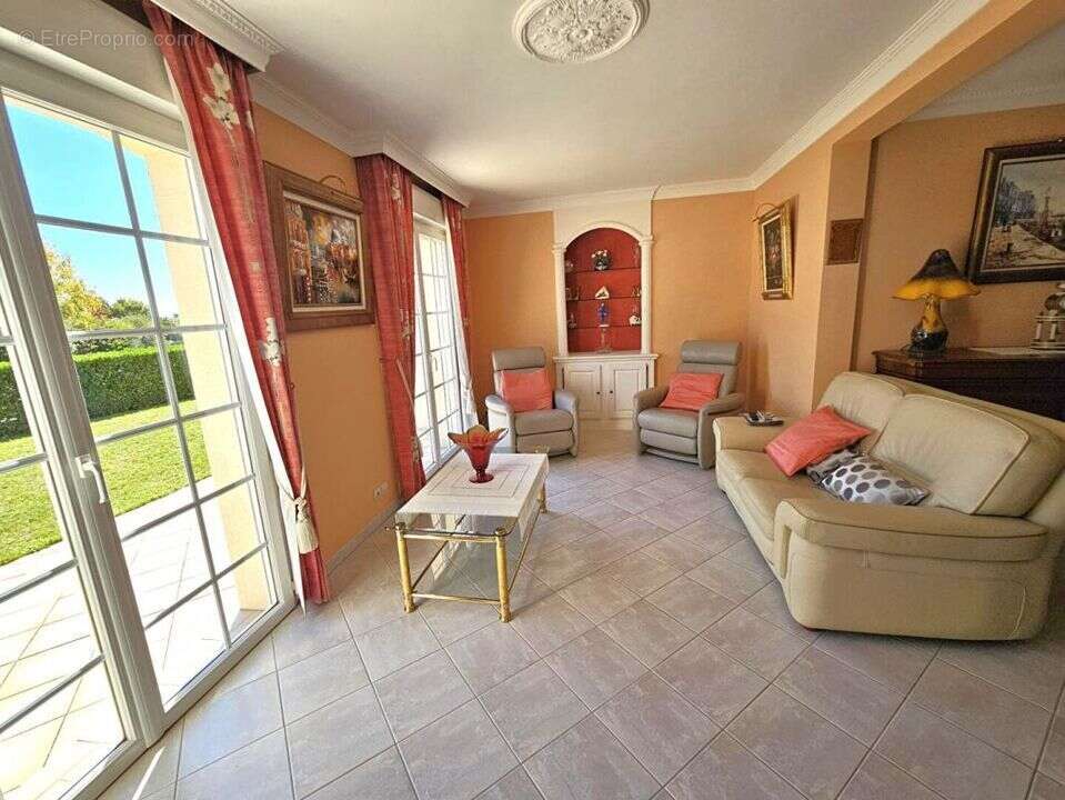 Maison à BRETTEVILLE-SUR-ODON