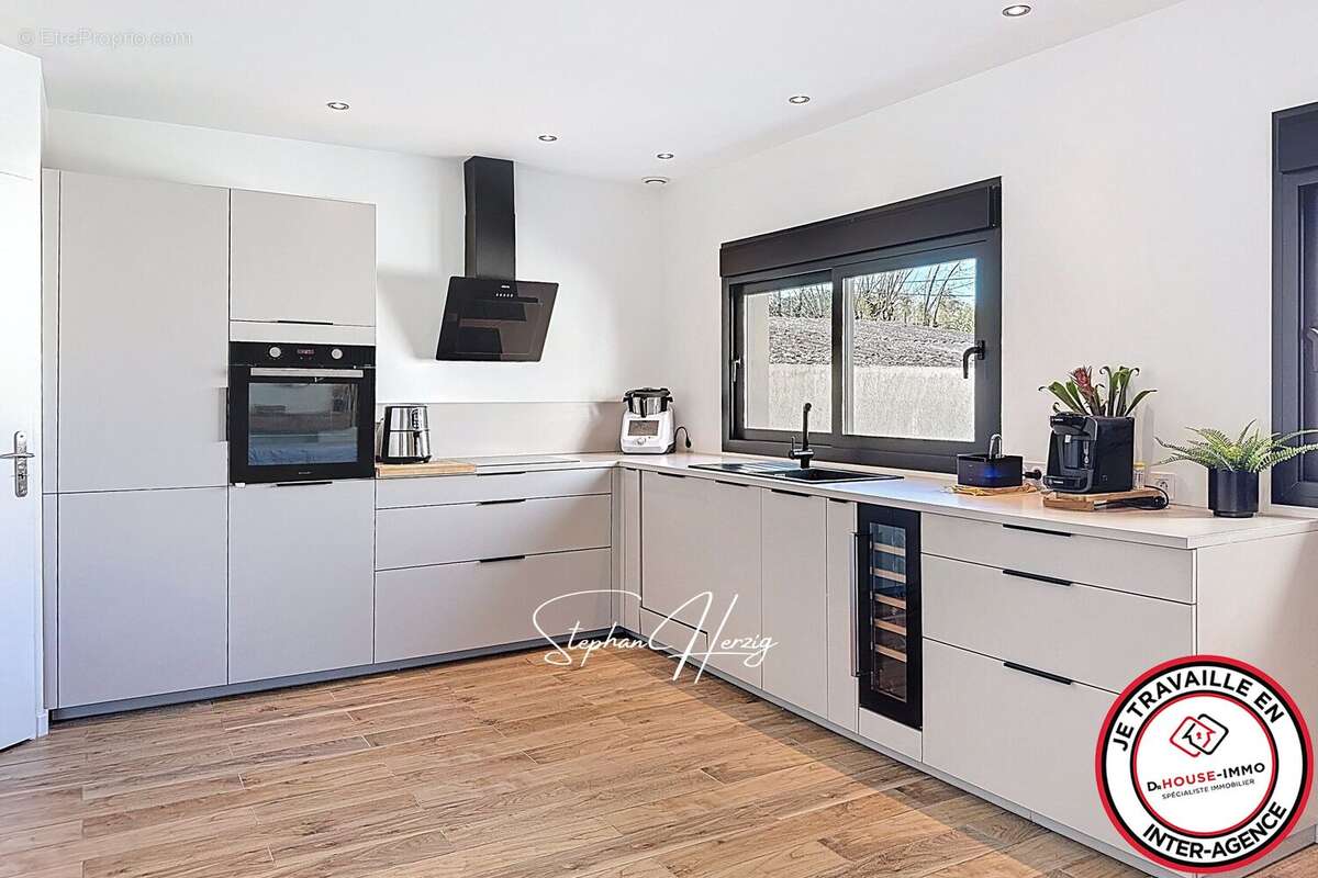 Maison à VILLENAVE-D'ORNON