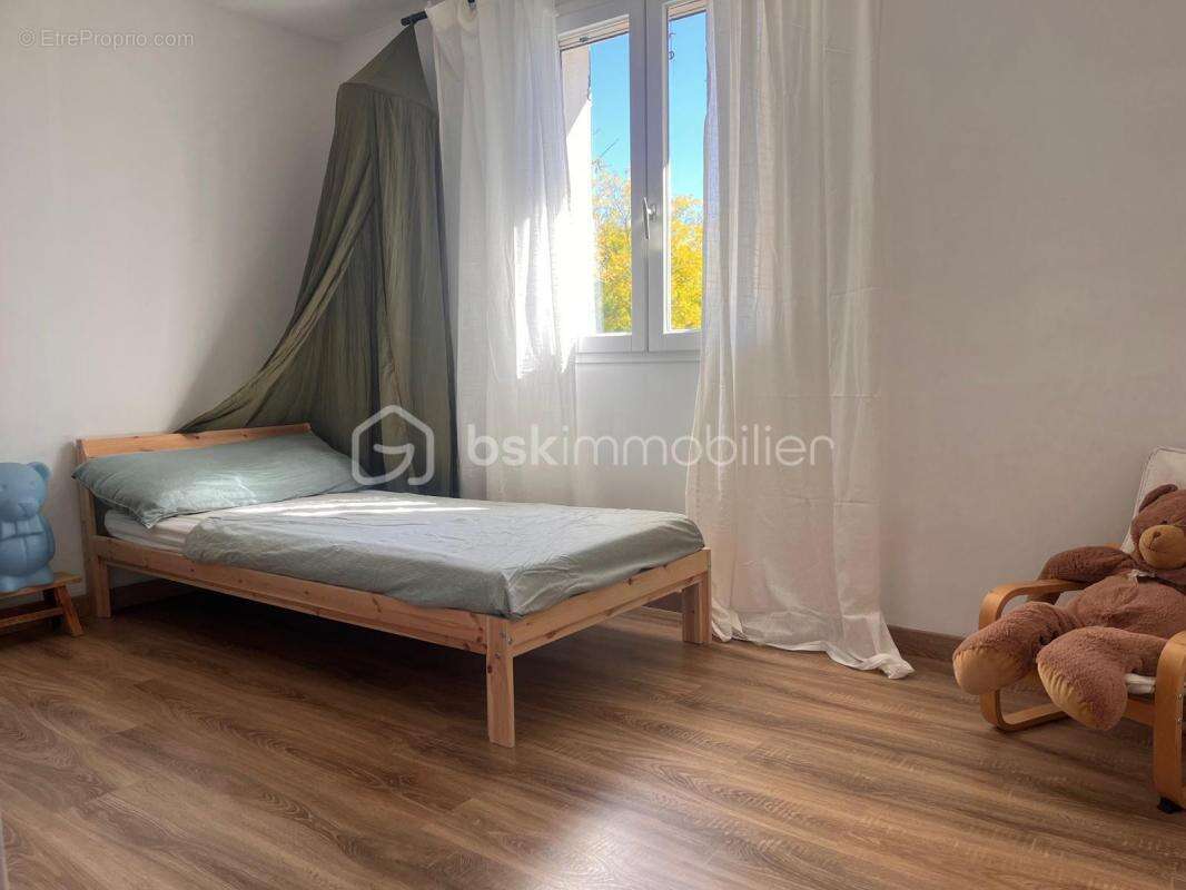 Maison à SAINT-CANNAT