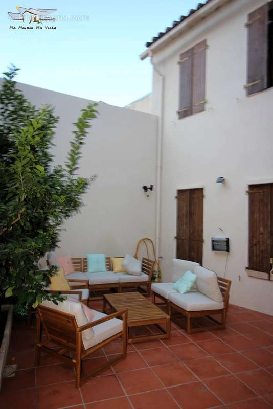 Appartement à MARSEILLE-8E