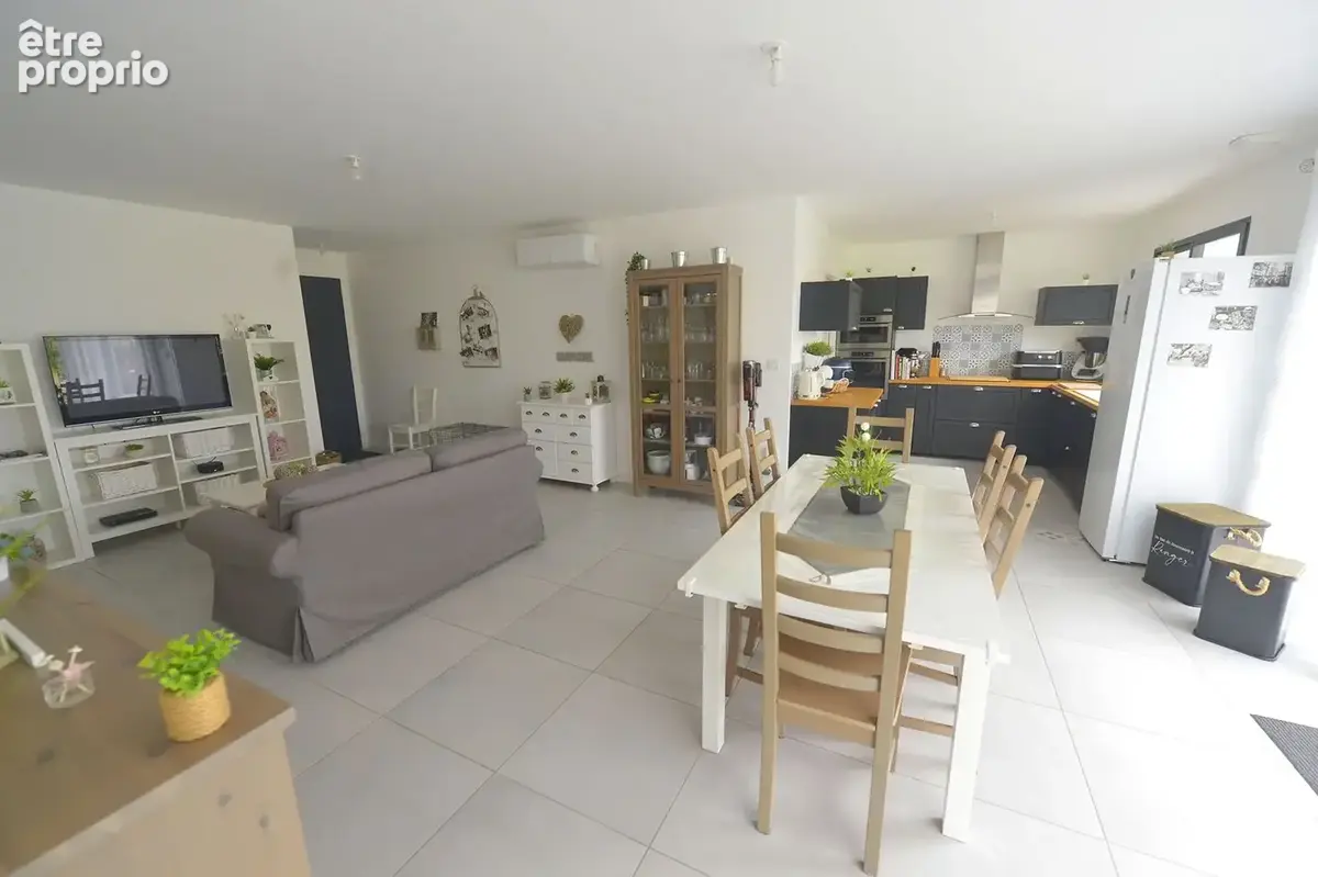 Maison 5 pièces 107 m² à vendre à Semussac (17120) - photo 9