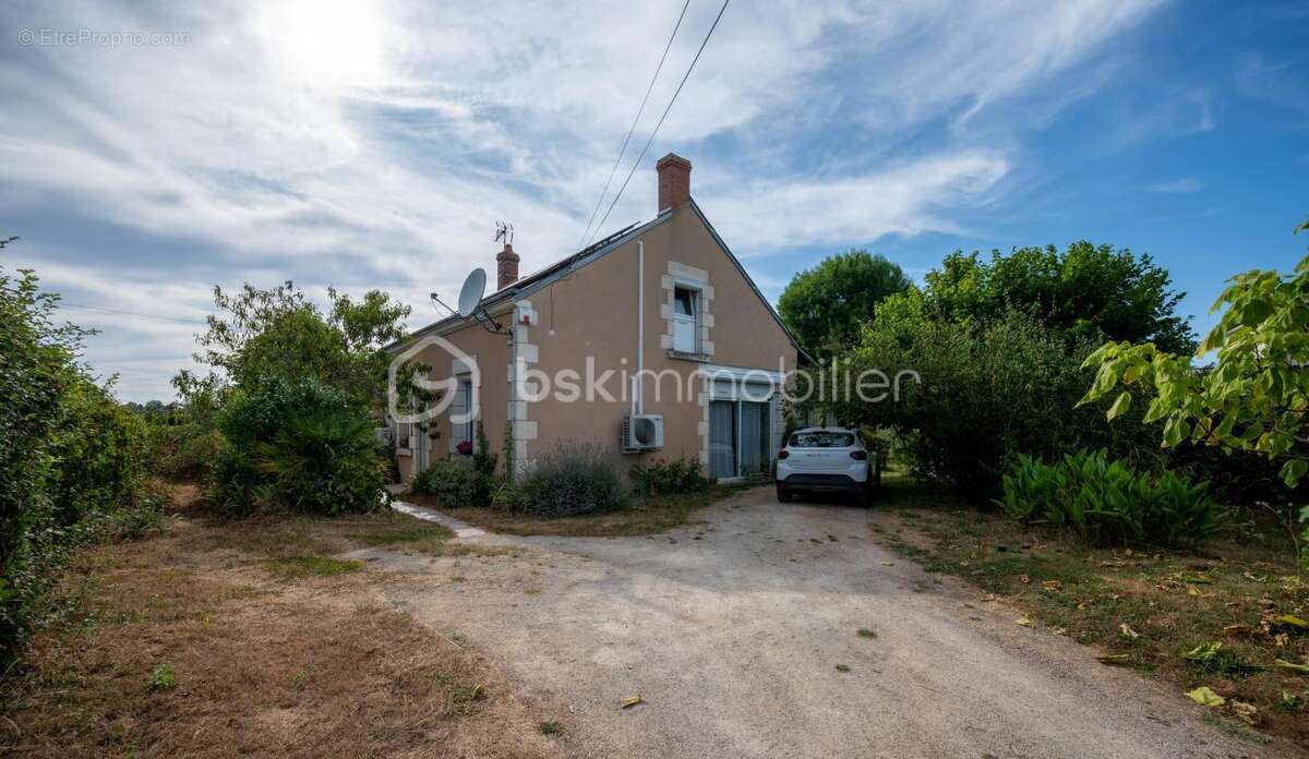 Maison familiale T5 sur +1400 m² de terrain — Prête à accueillir vos projets - photo 20