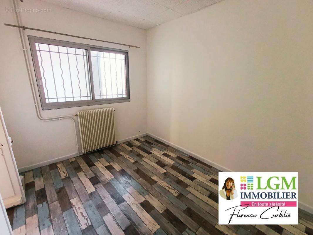Bel appartement 3 pièces en rez-de-chaussée avec cour et jardinet partagés - photo 8