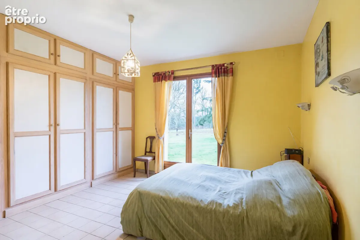 Maison 3 chambres  isolée, combles aménageable et dépendance - photo 5