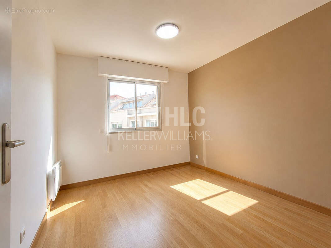 Appartement 4 pièces 94 m² à vendre à Cannes (06400) - photo 8