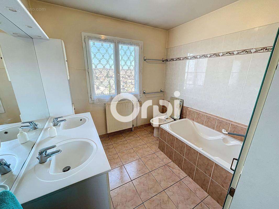 Maison à BRIVE-LA-GAILLARDE