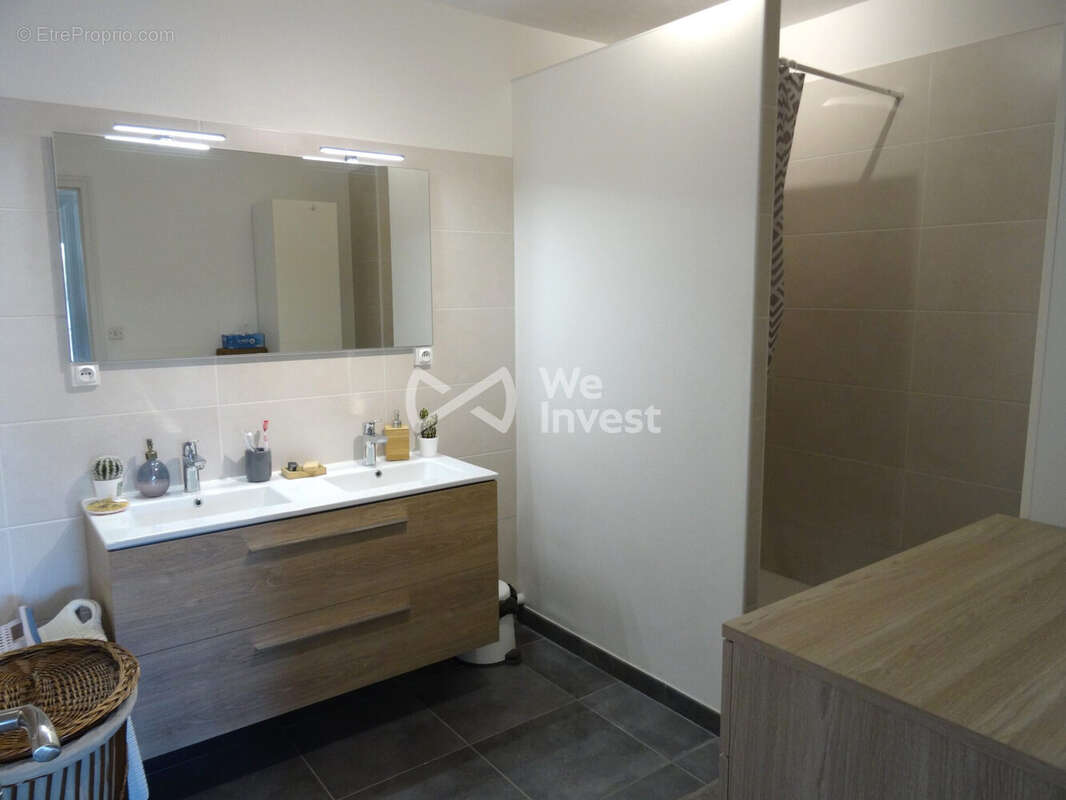 Appartement 81 m² à Auxerre  - photo 8