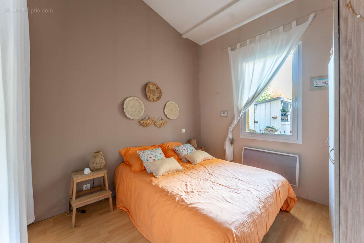 Maison à LESTIAC-SUR-GARONNE