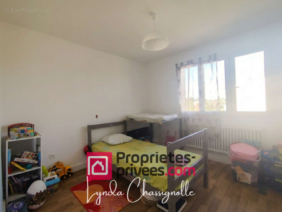 Appartement T4 à Riorges - 71m2 - vue dégagée - entièrement rénové - photo 8