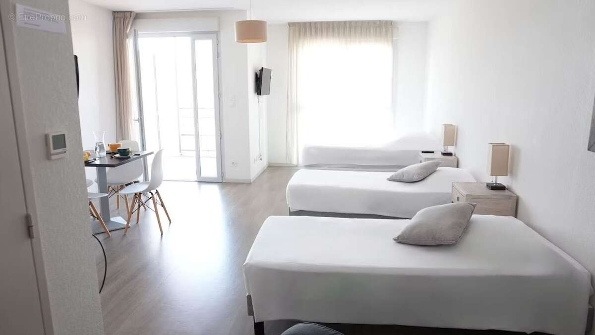 Appartement à YZEURE