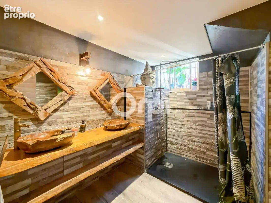 ** Cassis - Idéal investisseurs - Villa de 6 appartements ** - photo 13