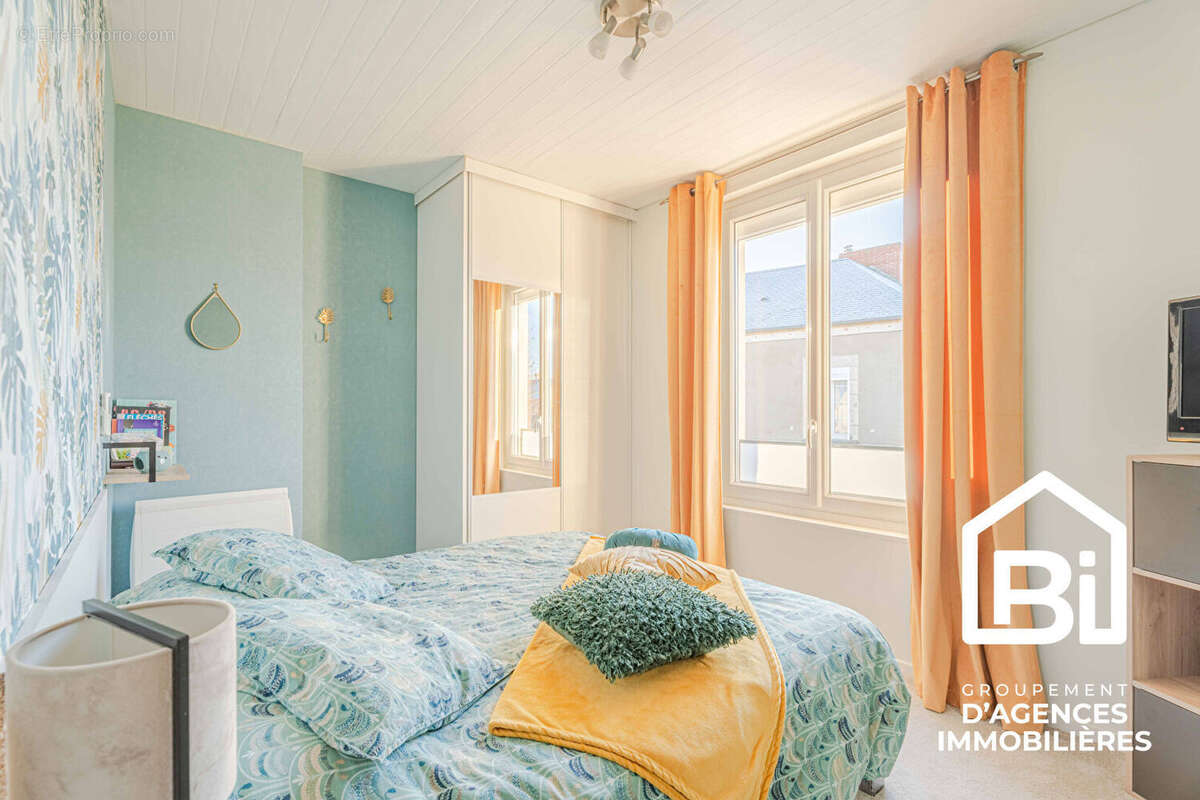 Maison à SAINT-AIGNAN-DE-CRAMESNIL