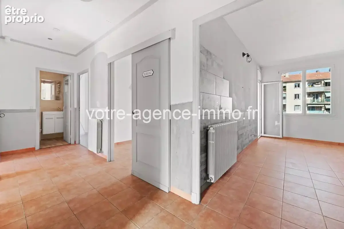 4 Pièces + terrasses - Saint Laurent du Var ville - photo 3