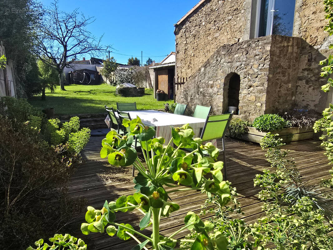 Maison à LA HAIE-FOUASSIERE