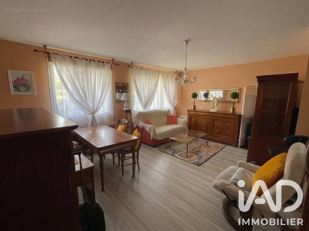 Photo 1 - Maison à LIMAY