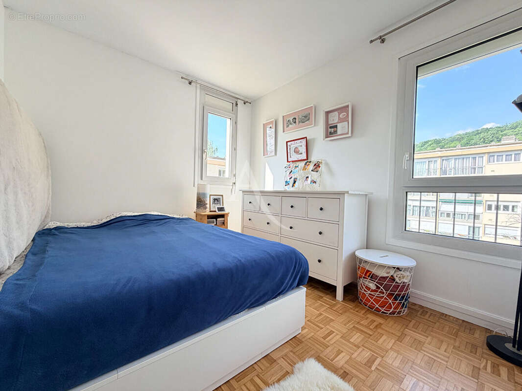 Appartement à GIF-SUR-YVETTE