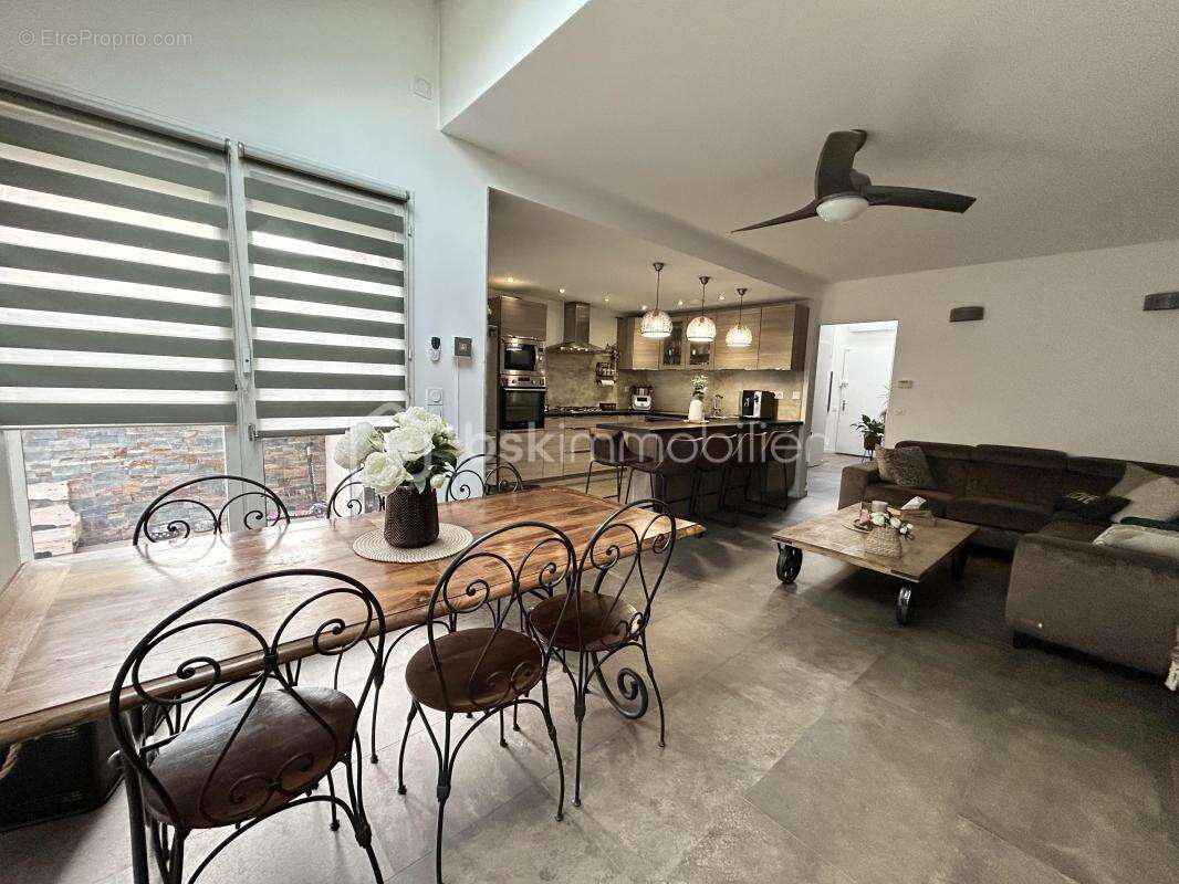 Maison à LE PONT-DE-CLAIX