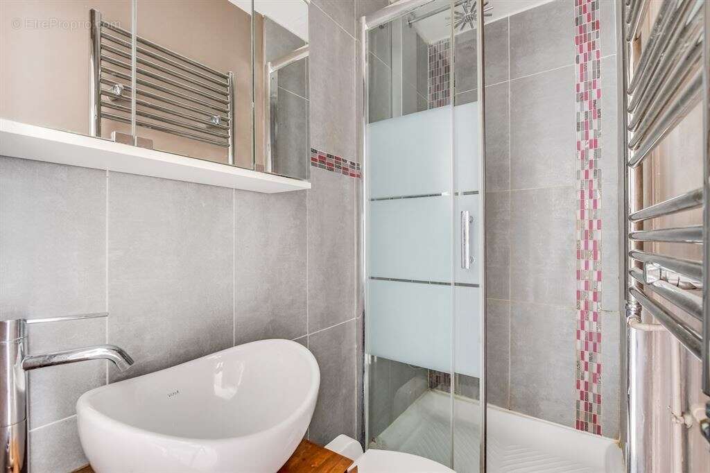 Appartement à PARIS-20E