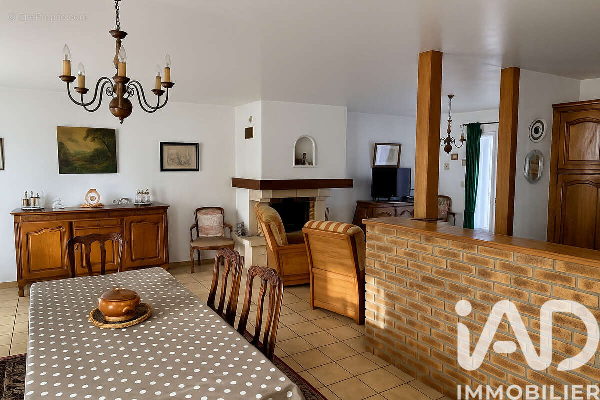 Photo 6 - Maison à SAINTE-GENEVIEVE-DES-BOIS