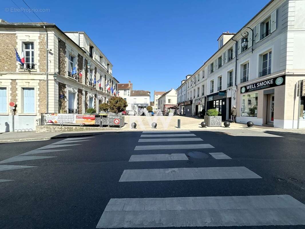 Appartement à MENNECY