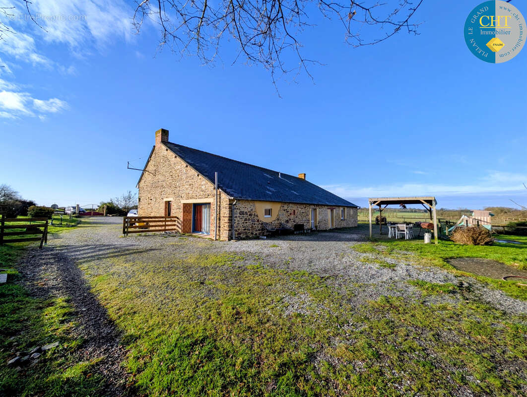 Maison à LES BRULAIS