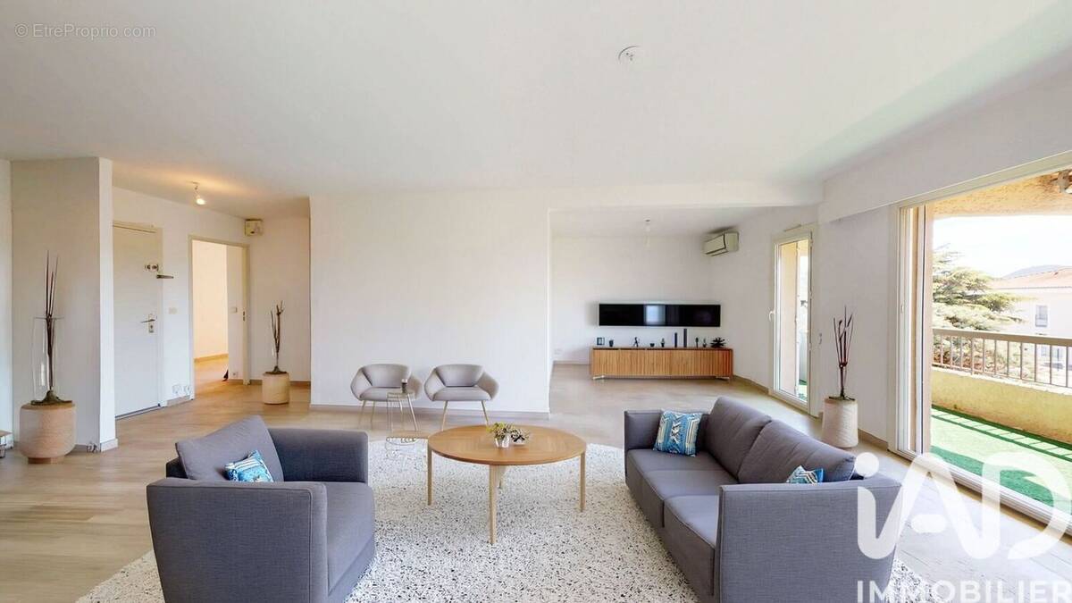 Photo 1 - Appartement à SIX-FOURS-LES-PLAGES