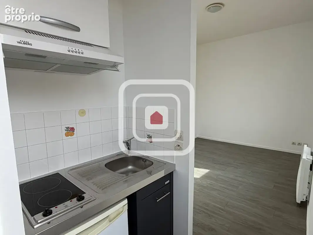 Appartement studio proche gare et tram - photo 6