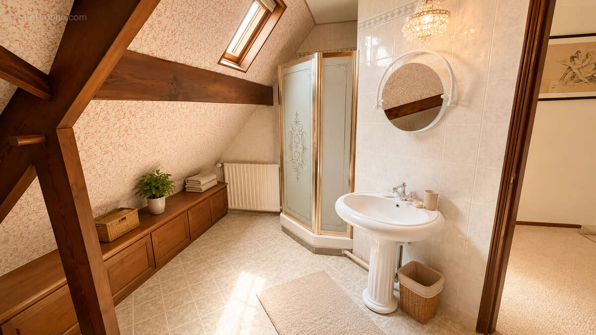 Demeure d'exception de 225 m² édifiée sur un terrain de 4 485 m² à Noailles - photo 17