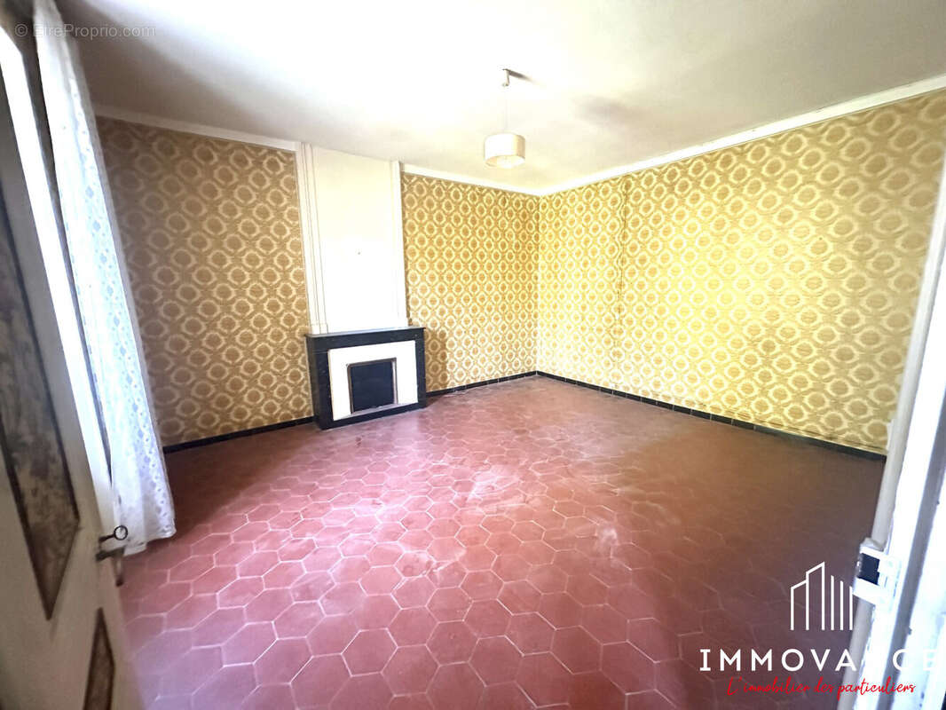 Maison à SAINT-THEODORIT