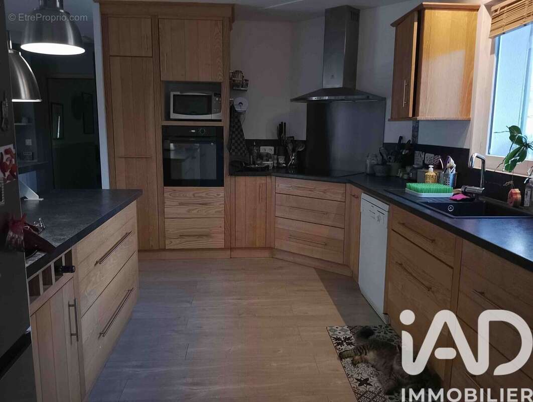 Photo 2 - Maison à LE TEMPLE