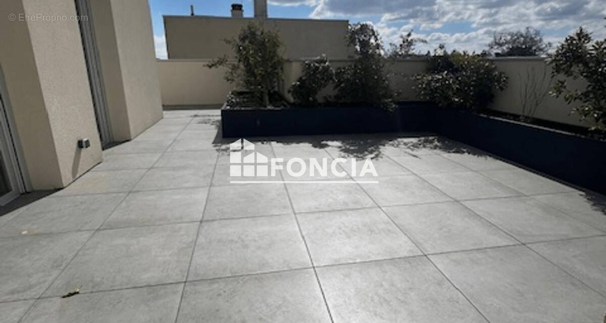 Appartement à RILLIEUX-LA-PAPE