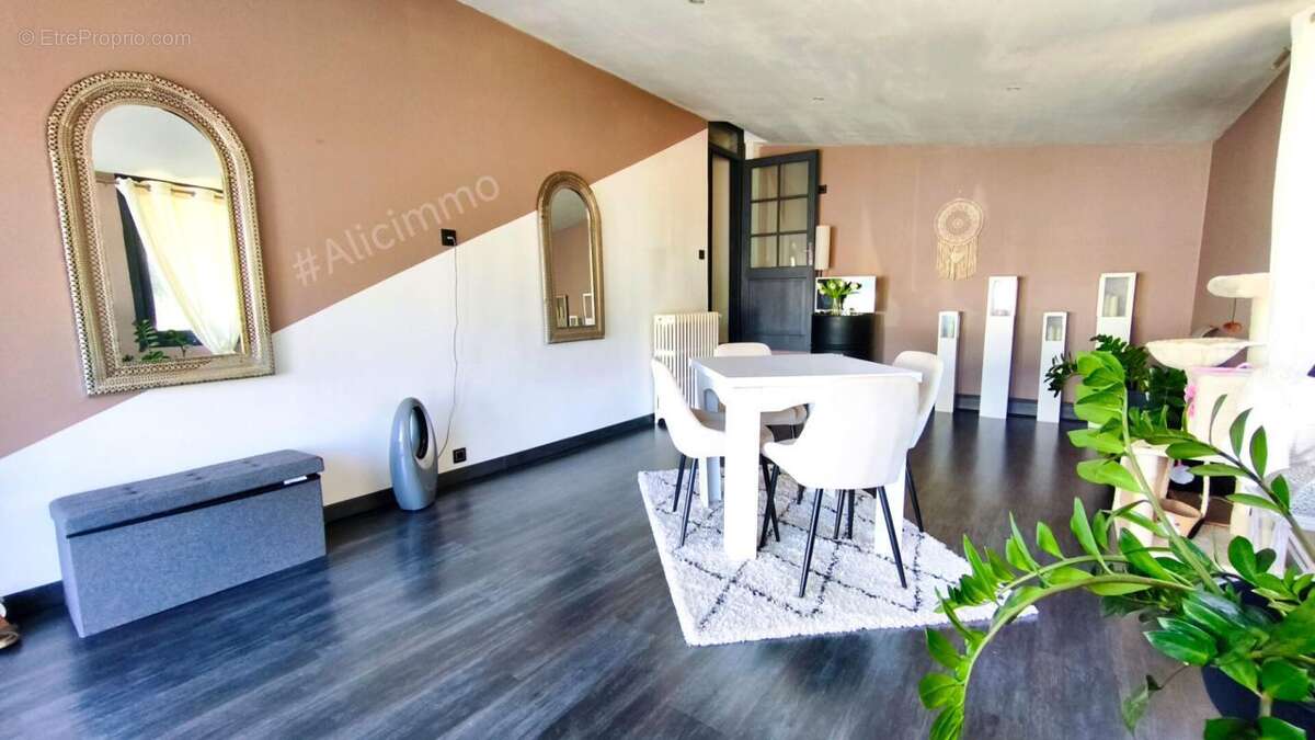 Maison Sezanne 5 pièce(s) 108 m2 - photo 4