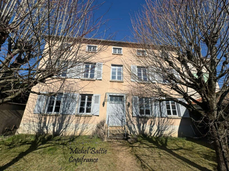 Maison à SAINT-GALMIER