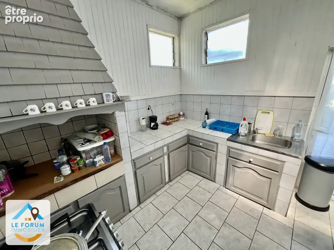 Petite île 97429 - ensemble immobilier en bon etat général - bon rendement locatif - magnifique vue mer - photo 21