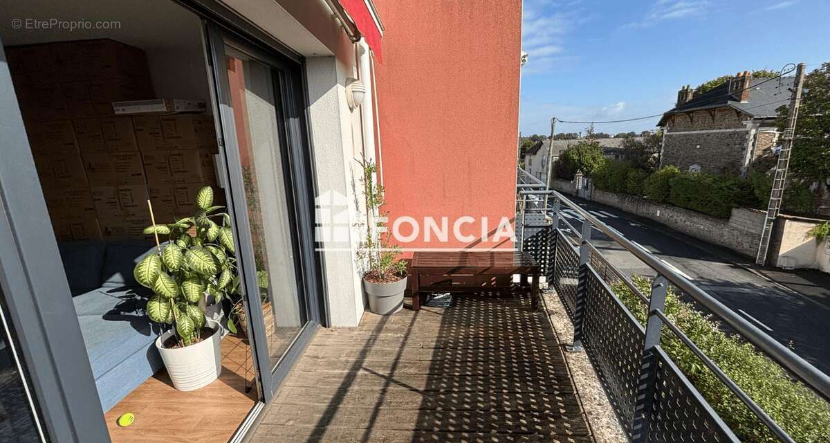 Appartement à SAINTE-LUCE-SUR-LOIRE