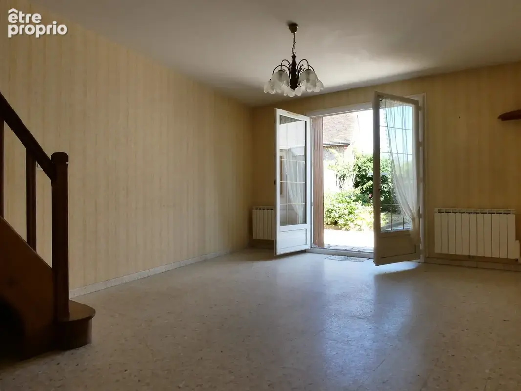 Maison 5 pièces 127 m² à vendre à Arrou (28290) - photo 2