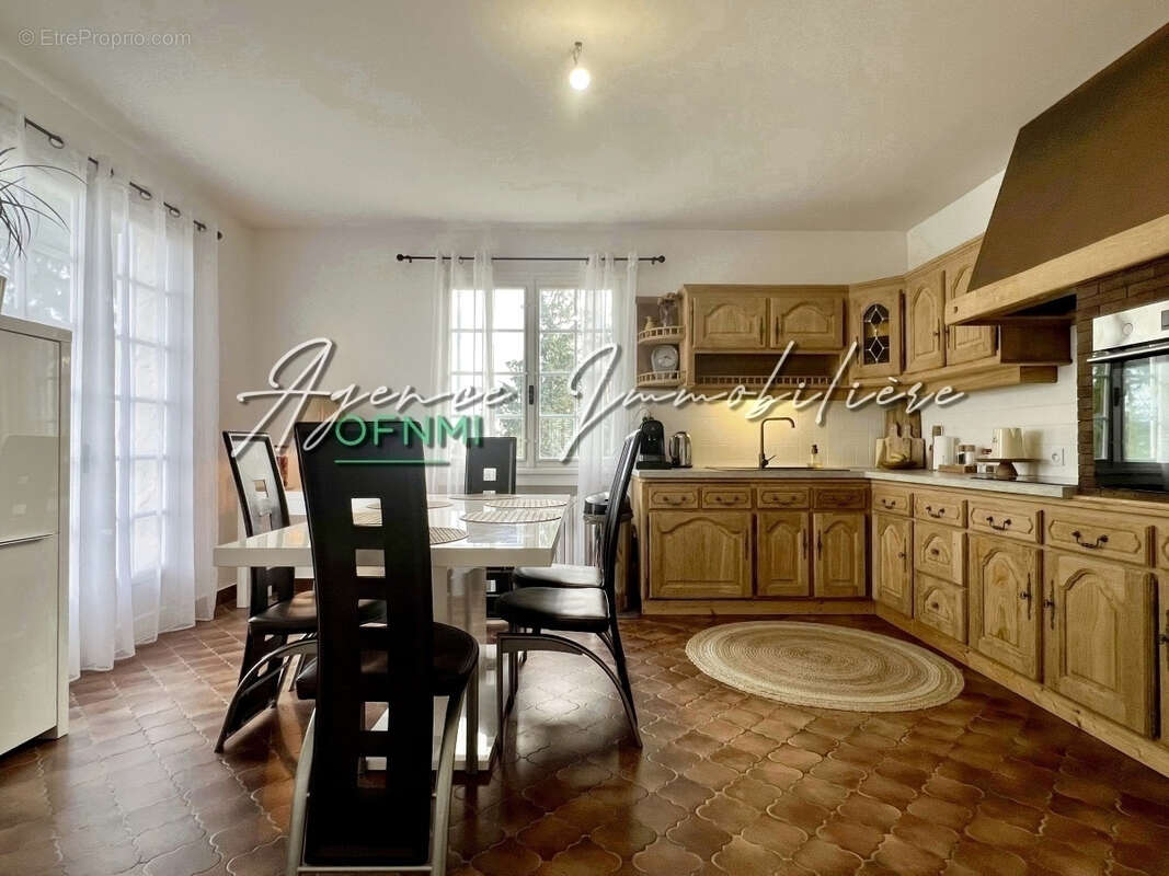 Maison à MONTBRISON