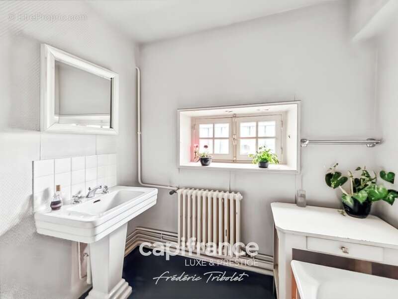 Ancien corps de ferme en pierre – 241 m² – grange – 13 205 m² de terrain (78) - photo 10