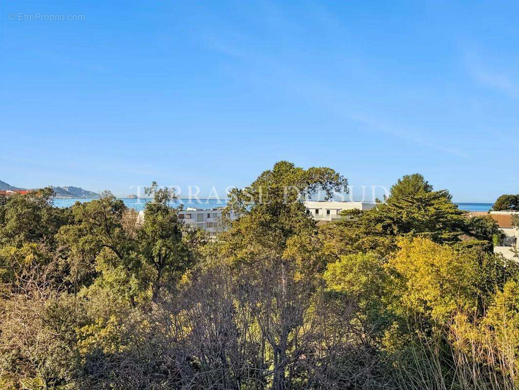 Appartement à MARSEILLE-8E