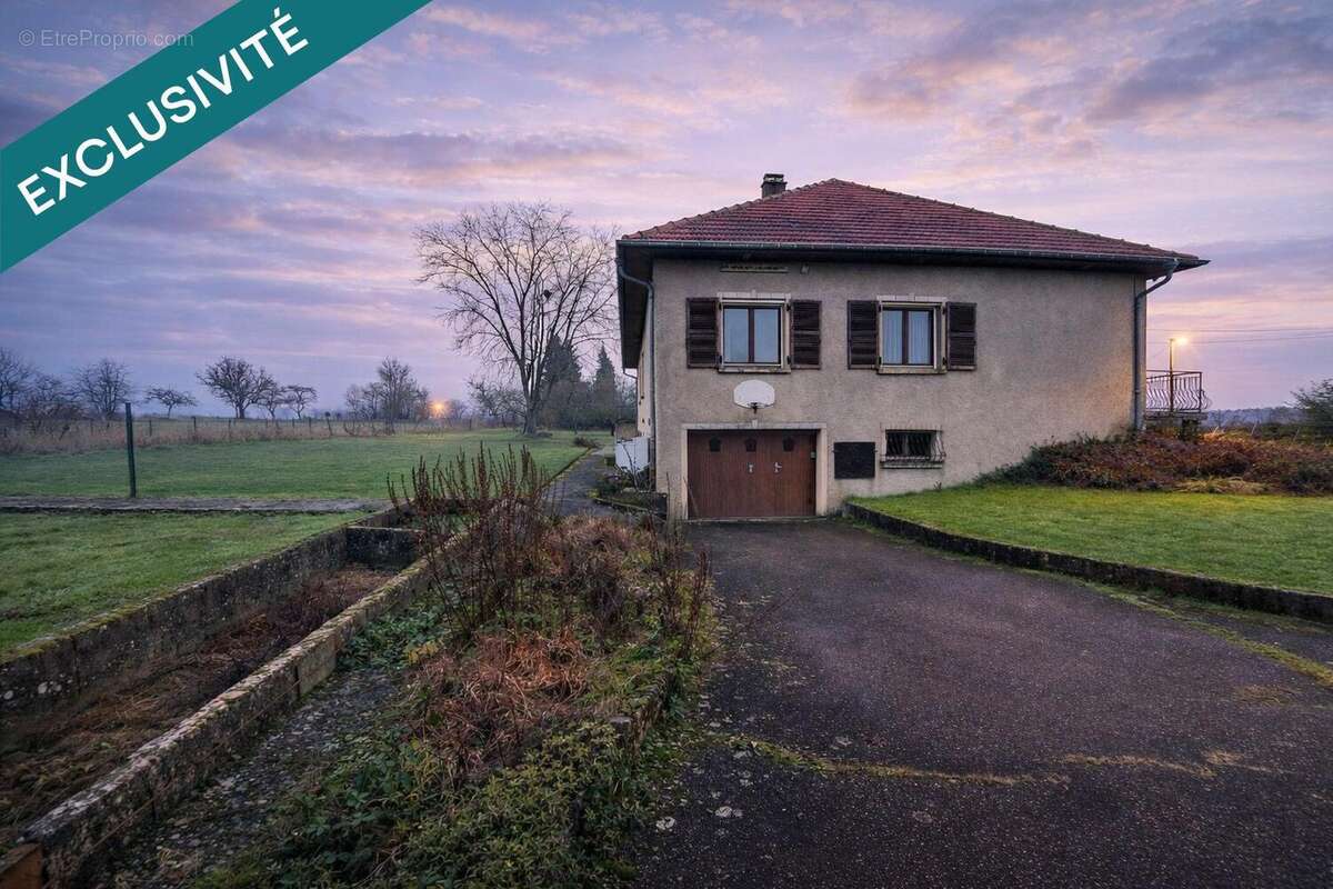 Photo 2 - Maison à BRIEY