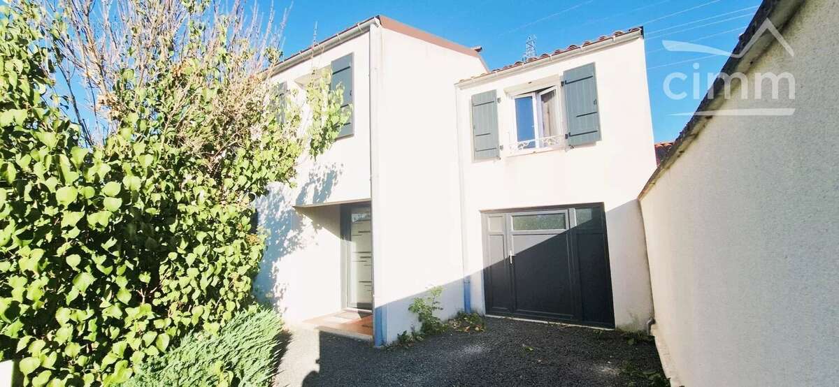 À SAISIR – Belle maison familiale de 127,18 m² sur les hauteurs de La Tour-du-Pin - photo 2