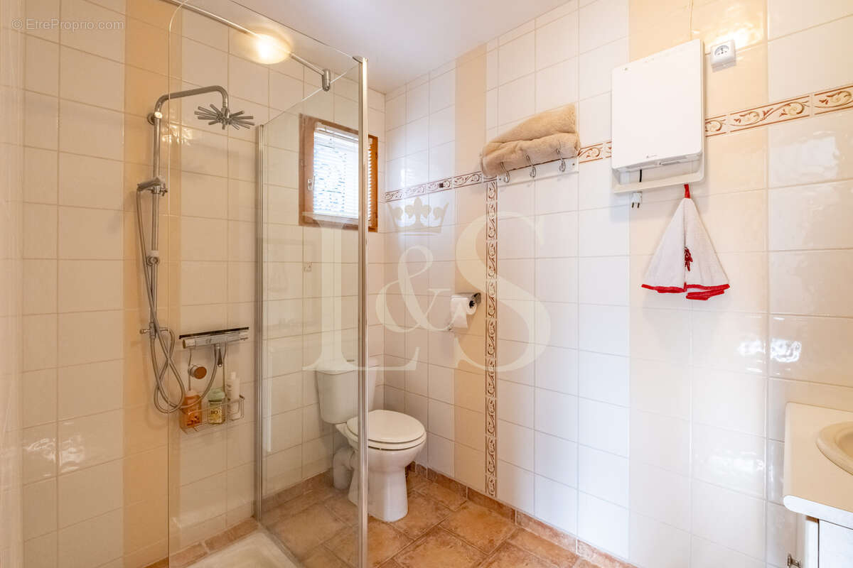 Maison à BUIS-LES-BARONNIES