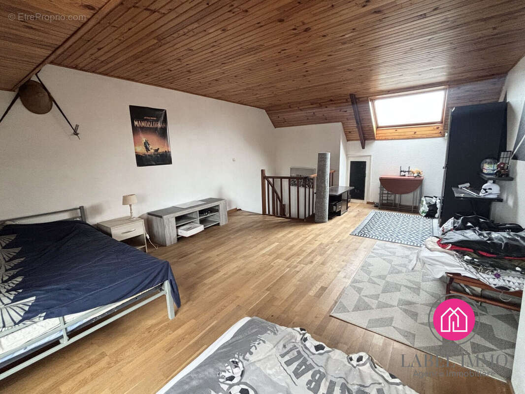 Maison 140 m² à Anzin  - photo 9